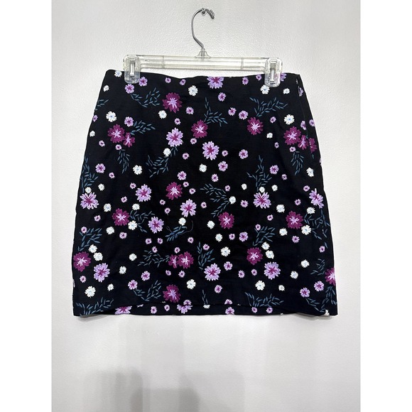 Loft Black Floral Embroidery Straight Mini Skirt 8 Side Zip Cottagecore NWT - Picture 1 of 9